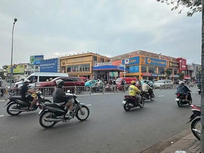 Chdv Hẻm 220 Nguyễn Oanh Ngang 5M 95M2 5L 12Pn Tn 55Tr Nt Đẹp 12.6 Tỷ