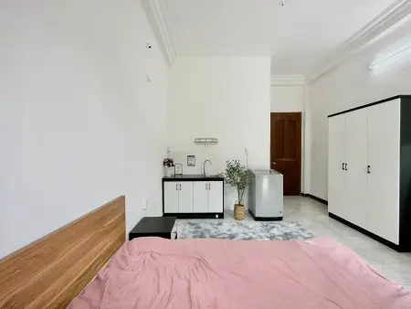 Cho Thuê Căn Hộ Ban Công Máy Giặt Riêng - Gần Chợ Bà Chiễu, Hàng Xanh - Giáp Q1 Phú Nhuận