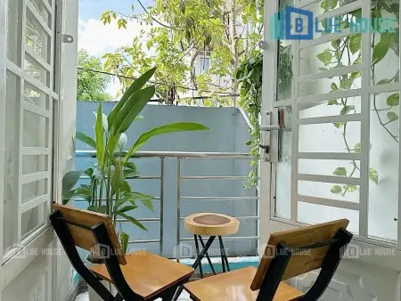 Cho Thuê Phòng Trọ Giá Rẻ - Có Ban Công Riêng - Sẵn Máy Lạnh - Trống Sẵn.