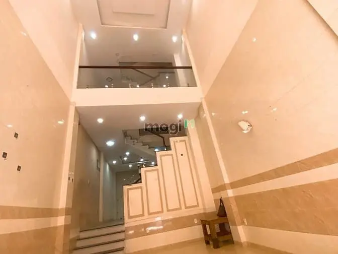 6067209 ảnh đại diện 1