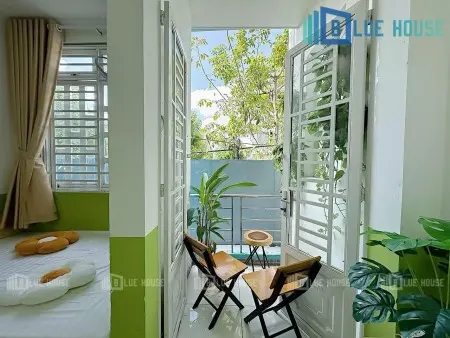 Cho Thuê Phòng Trọ Giá Rẻ - Có Ban Công Riêng - Sẵn Máy Lạnh - Trống Sẵn.