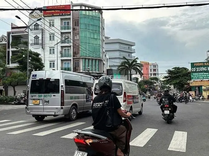 Giảm Sốc 1.3 Tỷ Nhà Hẻm 62 Phạm Huy Thông 6 Lầu Có Tmáy Kd Spa 15.7 Tỷ