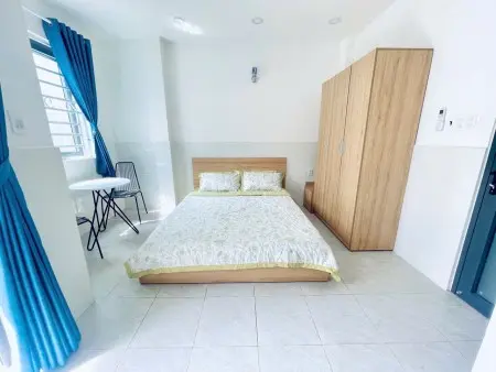 Phòng Mới Xây Full Nội Thất Có Ban Công Lớn Nằm Ngay Thích Quãng Đức,Phú Nhuận