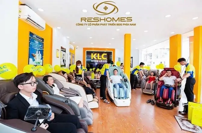 Cho Thuê Mặt Bằng Đẹp Góc 2 Mặt Tiền Đường Nguyễn Ái Quốc