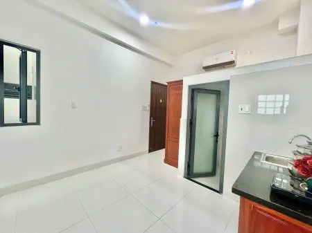 Phòng Mới Xây Full Tiện Nghi Ngay Bờ Kè Hoàng Sa