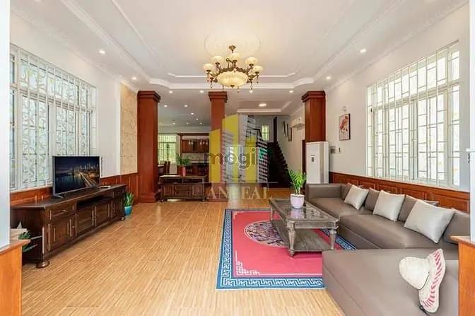 Biệt Thự Sân Vườn – Hồ Bơi Đường Nguyễn Văn Hưởng - Khuôn Viên 500M2