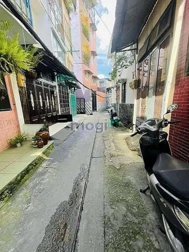 Bán Nhà Trần Bình Trọng, P.1, 4.5 X 19M, 4 Tầng, 6Pn, 7Wc, 8.7 Tỷ, Tl