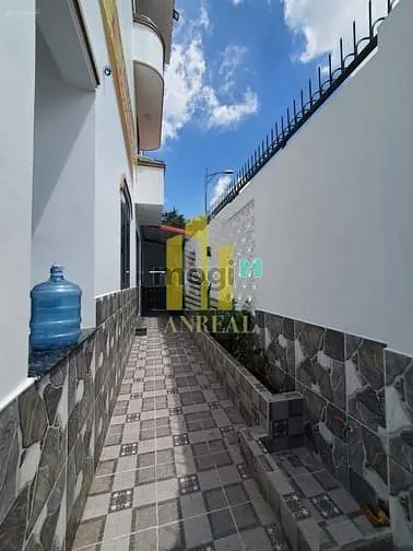 Villa Góc 2 Mặt Tiền Gần Trương Văn Bang Sân Vườn 5 Phòng Giá 38 Triệu