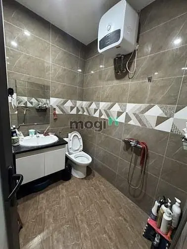 Bán Gấp Nhà Mp Đê La Thành, 40M2×5T, Mt 3.5M, 19 Tỷ