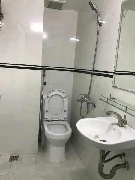 Phòng Cho Thuê Gần Chợ Phan Văn Trị, Kế Bên Đại Học Văn Lang Cơ Sở 2,