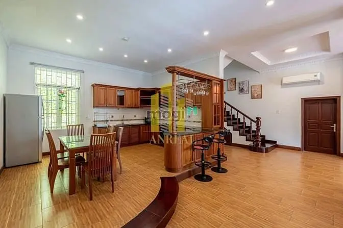 Biệt Thự Sân Vườn – Hồ Bơi Đường Nguyễn Văn Hưởng - Khuôn Viên 500M2