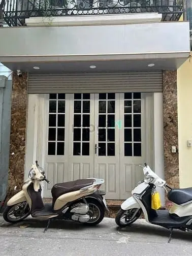 Bán Nhà Phố Phạm Ngọc Thạch Đống Đa - 5 Tầng 40M2 - Ô Tô Đỗ Cửa