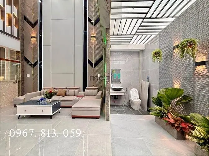 Nhà Sát Bên Công Viên, Dt:5X16M, Lửng, 3Lầu, 4Pn, P.thờ, Gara Xe, S.th