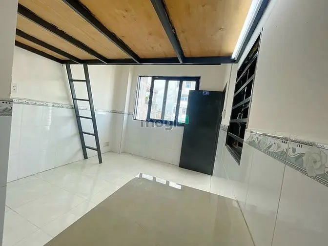 Phòng Trọ Cho Thuê - Giá Rẻ - Vị Trí Ngay Hàng Xanh