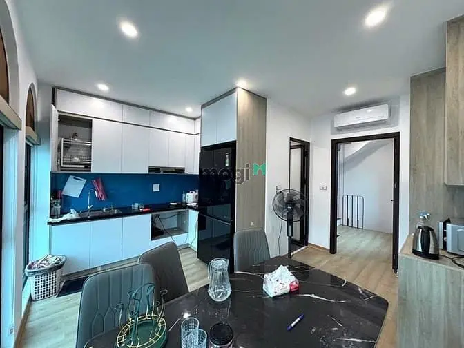 Bán Lô Góc Phố Định Công Hạ - 6 Tầng Thang Máy - Ô Tô Đỗ Cửa - 9,5 Tỷ