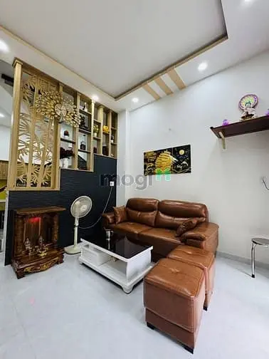 Giáp Tân Phú Nhà Đẹp 2Tầng Full Nội Thất Cao Cấp–Hxh Chỉ 4,899 Tỷ