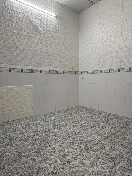 Cho Thuê Phòng Trọ Giá Rẻ Mặt Tiền Đường Bến Phú Lâm P.9 Q.6