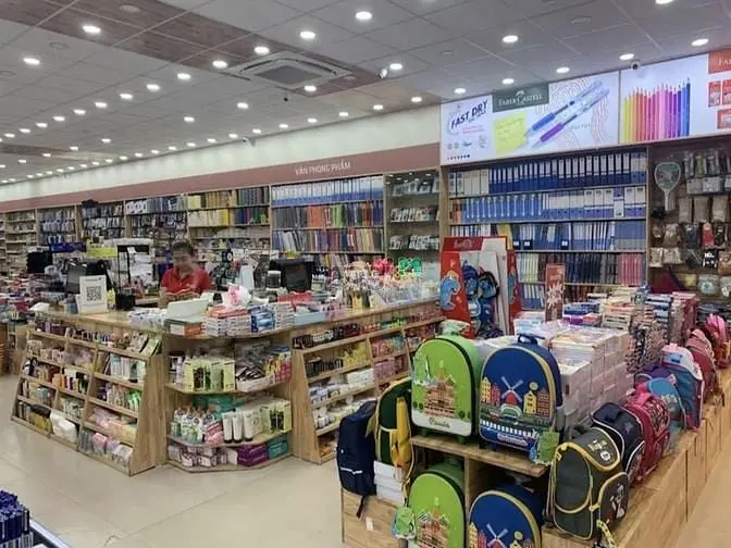 Nhà Bán Mặt Tiền Đường Phạm Văn Thuận; Sổ Hồng Gần 1500M2 Giá 70 Tỷ