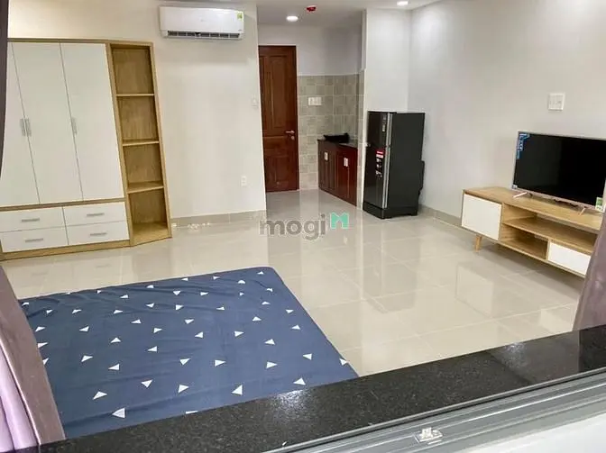 Căn Hộ Giá Rẻ - Bancol Máy Giặt Riêng- Ngay Hàng Xanh- Điện Biên Phủ