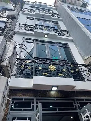 Bán Nhà 5 Tầng 32M2 Mới Đẹp Ở Ngay - Khương Thượng Đống Đa - 8,5 Tỷ