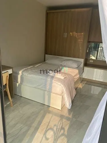 Căn Hộ 1K1N Ban Công, Sân Thượng View Hồ Full Nội Thất Lạc Long Quân