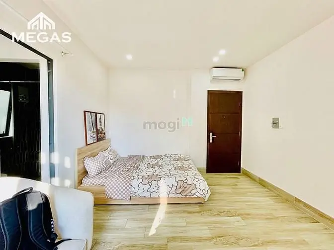 Căn Hộ 1 Phòng Ngủ Full Nội Thất- Ngay Hành Xanh - Bancol Lớn
