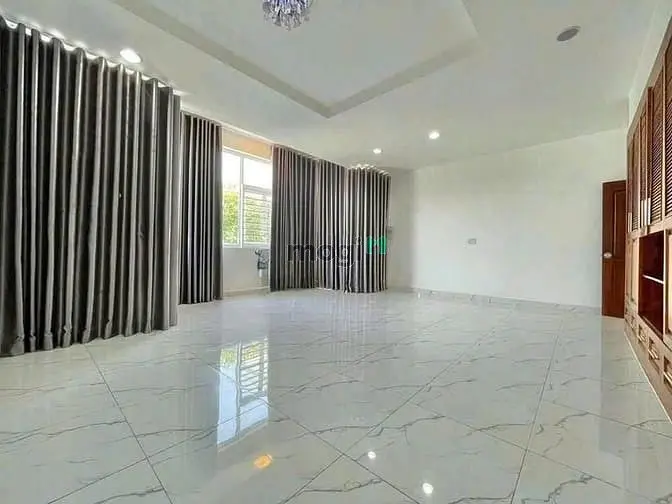 Cho Thuê Nhà Hẻm Xe Tải Phan Xích Long,Phú Nhuận. Ngang 8M