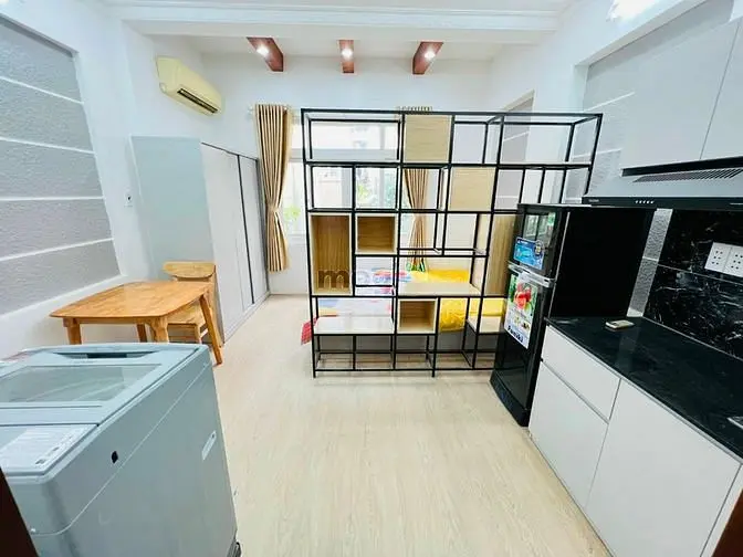 Căn Hộ Full Nội Thất Máy Giặt Riêng-Cửa Sổ Thoáng Ngay Vinhome Park