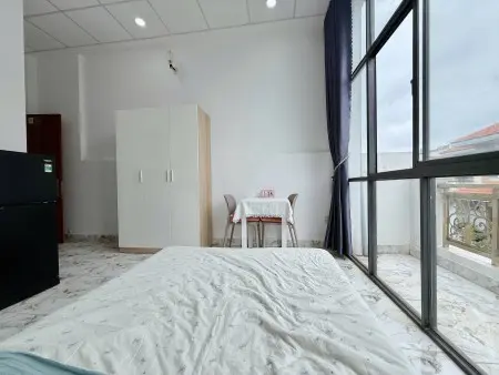 Cho Thuê Căn Hộ Dịch Vụ Full Nội Thất, Có Ban Công, Gần Etown & K300, Lotte Mart Tân Bình