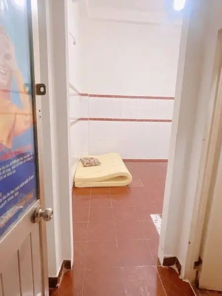 Phòng Tầng Trệt Đầy Đủ Nội Thất Gần Cao Thắng Quận 3 Tolet Trong Có Bếp