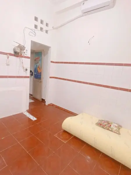 Phòng Tầng Trệt Đầy Đủ Nội Thất Gần Cao Thắng Quận 3 Tolet Trong Có Bếp