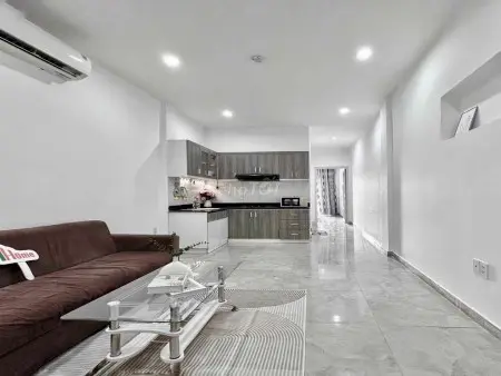 Căn Hộ 1 Phòng Ngủ Tách Bếp Ban Công 45M2 - Máy Giặt Riêng - Khu Etown Cộng Hoà Tân Bình