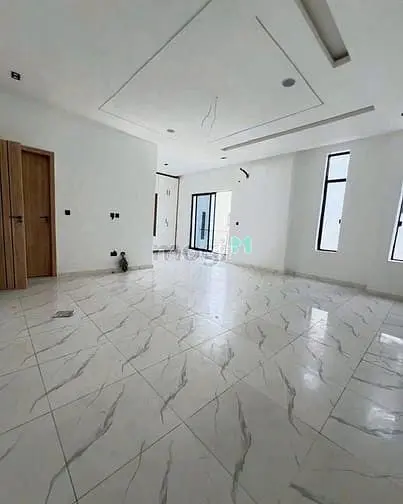 Nhà Đẹp, Rộng. Ngang 5 X 20M, 4 Tầng - Cư Xá Bắc Hải, Phưởng 15, Q10