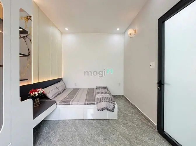 Bán Nhà Hẻm Xe Hơi Bùi Quang Là, P.12, 5.5 X 12, 3 Tầng, Giá 6.7 Tỷ Tl