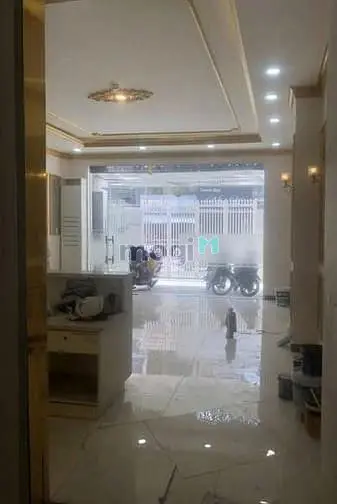 Cho Thuê Spa- Nha Khoa Mt Trần Phú, Q5. Dt: 6X22M, Kc: Trệt 5 Lầu Tm