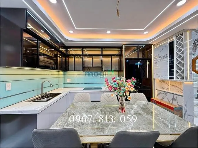 Nhà Đường Xe Hơi Thạnh Xuân 25, Dt:4X14M, Lửng, 3Lầu, 4Pn, Gara Ô Tô