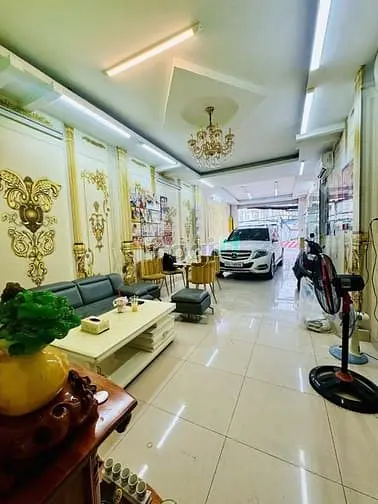 Nhà 4 Tầng Mặt Tiền Huỳnh Tấn Phát – Kinh Doanh Sầm Uất – Khu Vip Q7