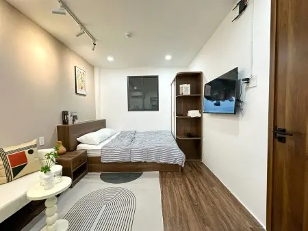 Cho Thuê Studio Tách Bếp, Full Nội Thất, Đường Trần Hưng Đạo Quận 5, Gần Nguyễn Văn Cừ