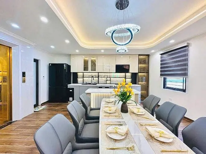 Bán Nhà Phố Thịnh Quang , 7 Tầng Thang Máy , 40M2 , Mt 5.5M , 15,2 Tỷ