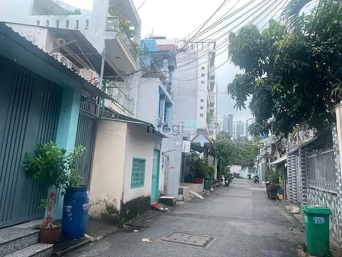 Bán Nhà Tặng Dãy Phòng Trọ – Ngay Nhà Thi Đấu Q7– Dòng Tiền 40Tr/Tháng