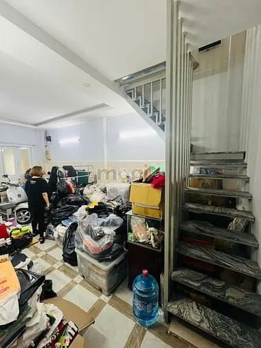 Bán Gấp Nhà Đẹp Tống Lung, Q11 – Giá Chỉ 6.6 Tỷ!