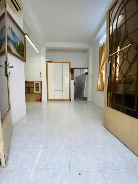 Cho Thuê Phòng Ban Công Trần Đình Xu Gần Bộ Công An