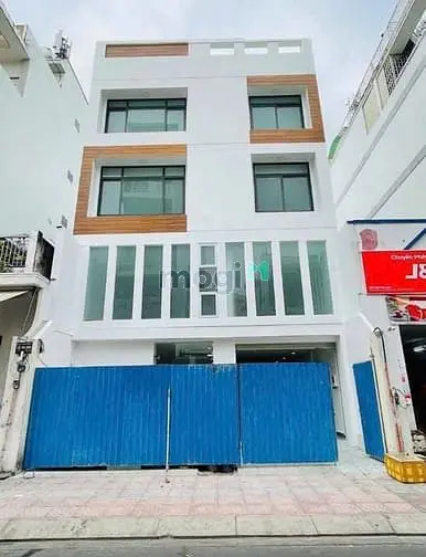Nha Khoa-Spa Mt Số 63 Mai Thị Lưu. Q1. Dt: 8,2X20M, Kc: Trệt 3 Lầu