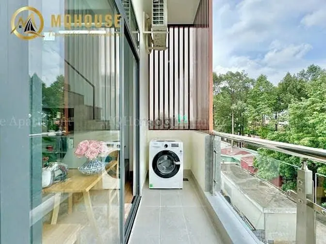 Duplex Ban Công - Ngay Nguyễn Kiệm- Gần Sân Bay