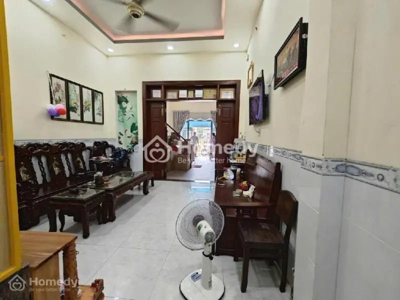 Nhà Đẹp Vị Trí Tốt Gần Trường Đại Học Kinh Tế Luật Tại Linh Xuân Thủ Đức - Hẻm Nhựa Xe Hơi Rộng Rải