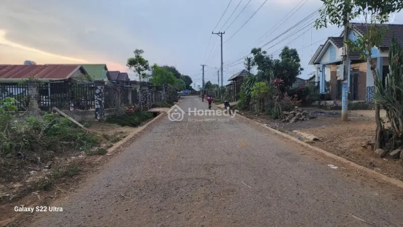 Bán Đất Thổ Cư Ngợp Bank Chỉ 1,2 Tỷ, Dt 165 M2( 5M X 33 M), Mặt Tiền Đường Nhựa 8M, Xã Đức Trọng