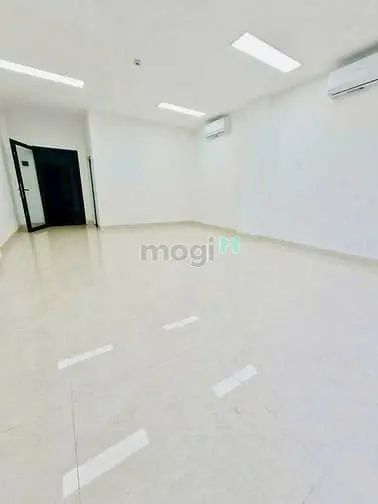 Tòa Nhà Văn Phòng 24E Đường A4, P12, Tân Bình – 5 Tầng - Thang Máy