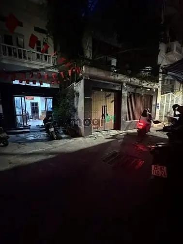 Đội Cấn – Ba Đình – Ô Tô – 74 M2 – 3 Tâmgf – Mt 5.4 M – Giá 20.9 Tỷ.