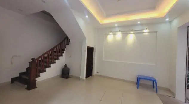 Siêu Phẩm Phố Vương Thừa Vũ, Ô Tô, Kd, Lô Góc 40M2, Mt 4.8M, 15 Tỷ.