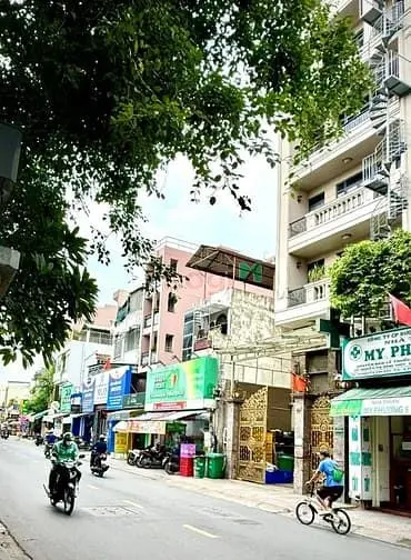 21 Tỷ! Bán Góc 2 Mặt Tiền Nguyễn Văn Đậu, Bình Thạnh - 5X17M - 4 Tầng